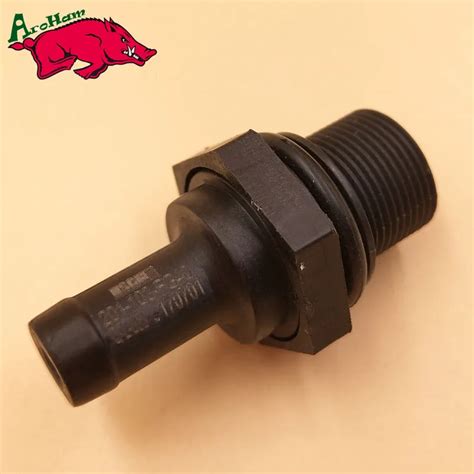 Free Shipping Pcv Valve For Chevrolet 04 11 Aveo 16l L4 For Buick