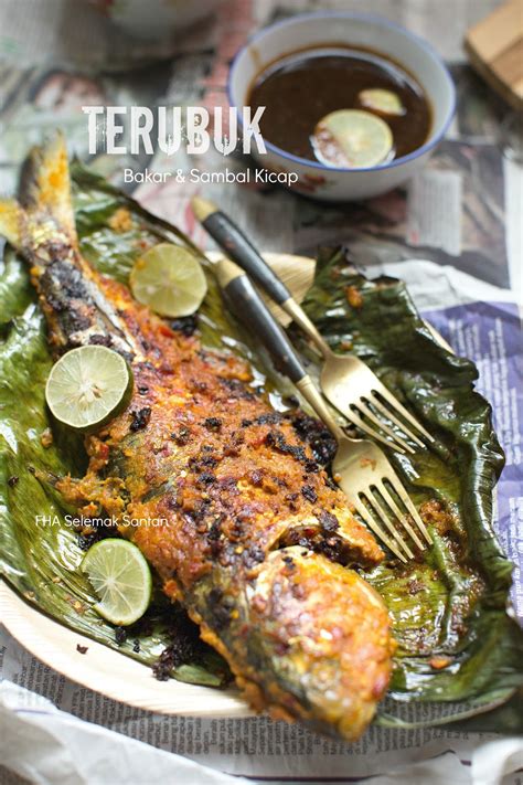 Tempe mendoan sedap disajikan sebagai sarapan, lauk pendamping, dan tentu saja camilan ngeteh. TERUBUK BAKAR & SAMBAL KICAP ... Sedap nya ! - FHA Selemak ...