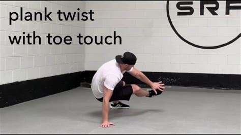 Plank Twist With Toe Touch Youtube