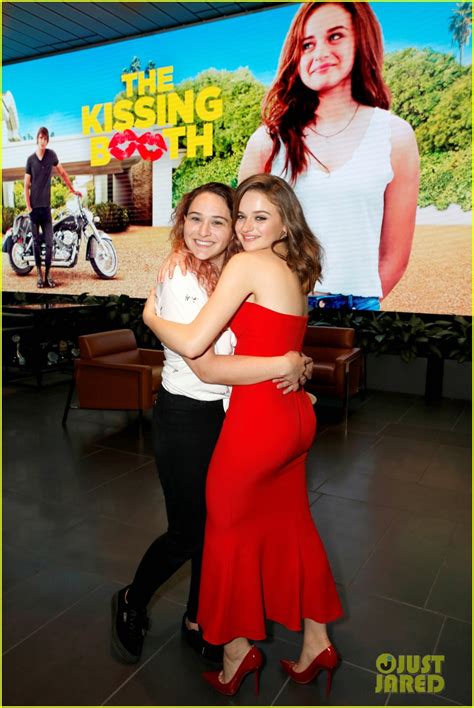 Photo Joey King Is Red Hot At The Kissing Booth Screening In La Photo Just Jared
