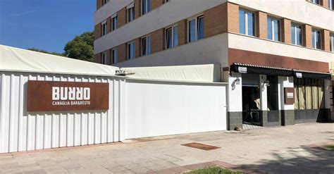 Con lgfm, dani garcía (tres estrellas michelin) quiere democratizar la alta cocina (propia y ajena, porque su carta incluye la fabada de marcos morán). Apertura: Burro Canaglia, a la conquista de Sevilla Este ...