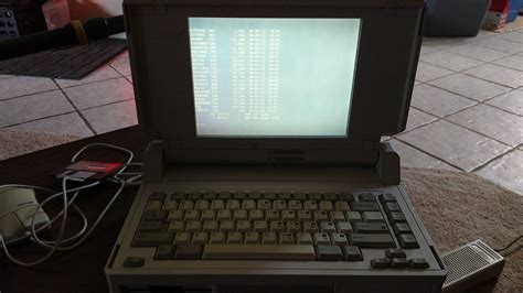 Compaq Slt 386s20 Laptop 20mhzcpu2mb Ram120mb Hd Came Out In ‘90