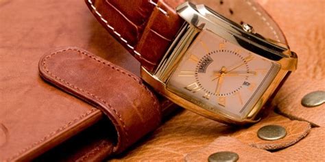 Sometimes, it's hard to find anniversary gifts for him that make sense and that he's going to enjoy. Best Leather Anniversary Gifts Ideas for Him and Her: 45 ...