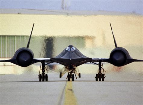 Revealed The Secret Top Speed Of The Sr 71 Blackbird Spy Plane The National Interest