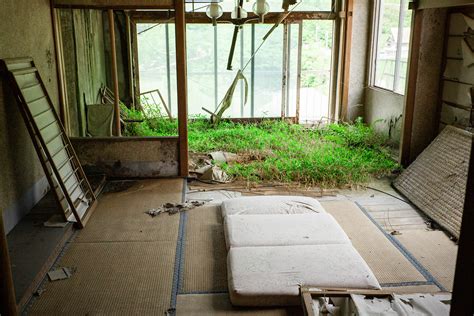 abandoned and overgrown japanese hotel — tokyo times