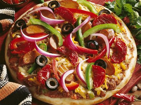 Pizza With Sausage Peppers Onions And Olives Recipe Eat Smarter Usa