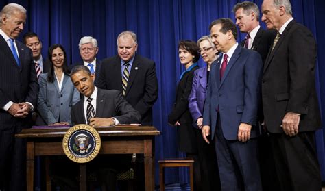 Insider Trading Ban Signed Into Law By President Obama The World From Prx