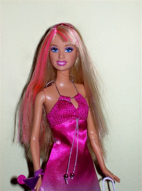Barbie karikatürü / barbie ve ken karikatür. Karikatur Barbie / Barbie Fan art - Barbie Fan Art (2135531) - Fanpop / Karikatur eglence ...