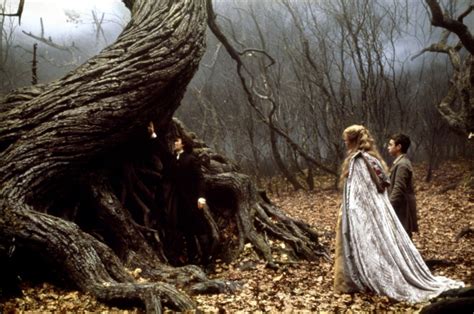There was certainly enough parts to however if you want a clever, witty and beautiful film, you're on to a winner with sleepy hollow. FILMY KOSTIUMOWE: Sleepy Hollow (1999)