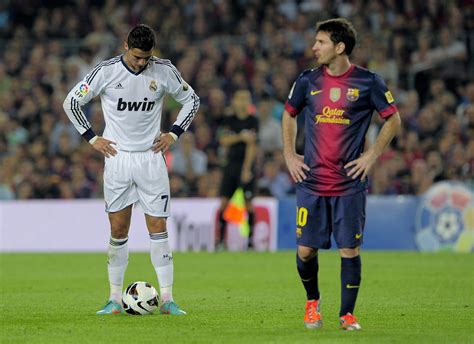 Real Madrid Cr7 Vs Messi Wallpaper Imagui