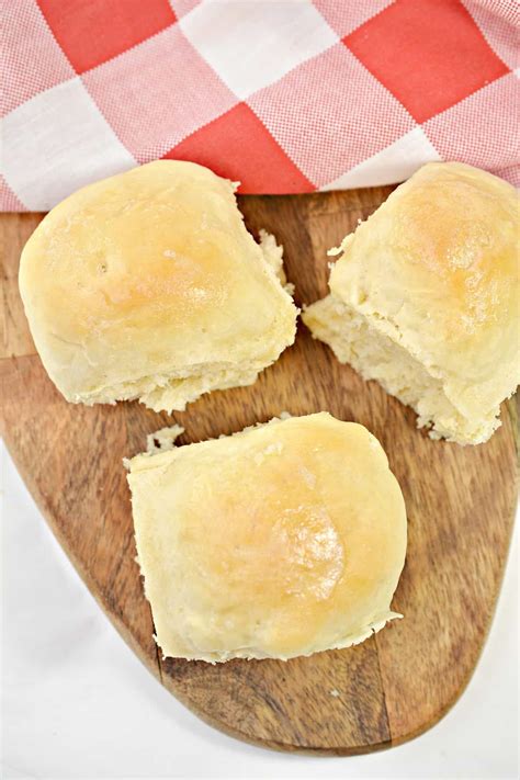 soft buttery yeast rolls sweet pea s kitchen