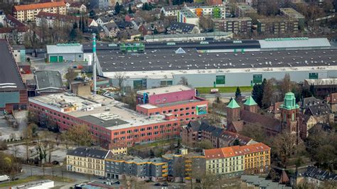 Gelsenkirchen was a village of fewer than 1,000 inhabitants in 1850, but the opening in 1853. Mord an 63-Jährigem: Vier Verdächtige bei Razzia in ...
