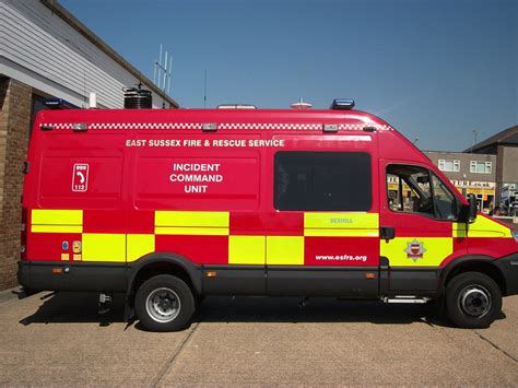 Gx09hhy East Sussex Fire And Rescue Service Iveco Daily 65c18 Incident