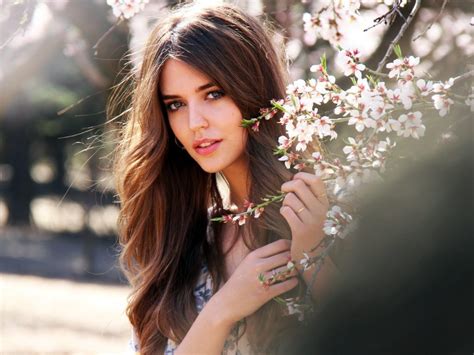 Download, share and comment wallpapers you like. Awesome Beautiful Girls Wallpaper Hd Full Pics | HD ...