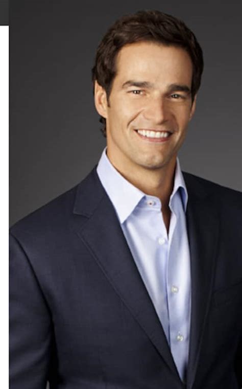 ‘entertainment Tonight Nabs Cnn Weather Hunk Rob Marciano To Co Host