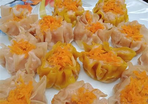 Ini adalah resep dimsum tenggiri ala pawonputri bahan : Resep Dimsum Ikan Tengirii / Resep Dimsum Ayam Sempurna ...