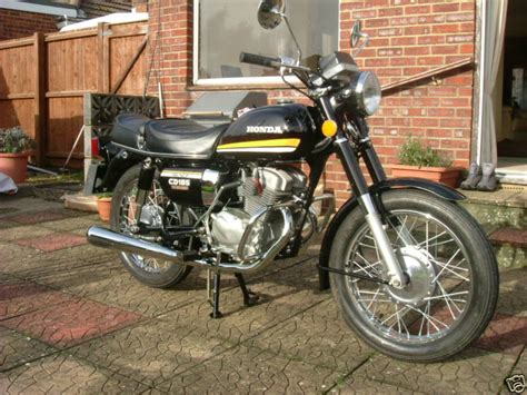 There are no honda benly vehicles available at the moment. Honda CD185 Benly | Classic Motorbikes