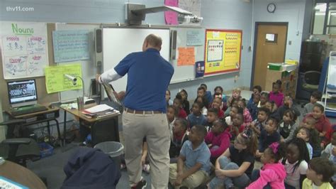 First Graders At Brady Elementary Arent Scared Of Darth Vader