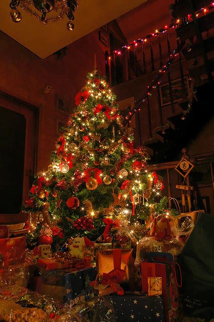 Beautiful Decorated Christmas Tree Pictures Photos And