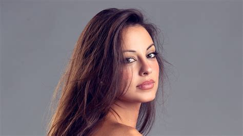 wallpaper model women lorena garcia portrait sensual gaze juicy lips brunette looking