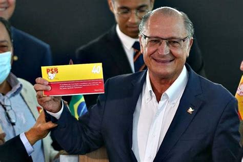 Bras Lia Alckmin Se Filia Ao Psb Sa Da Petistas E Diz Que Lula