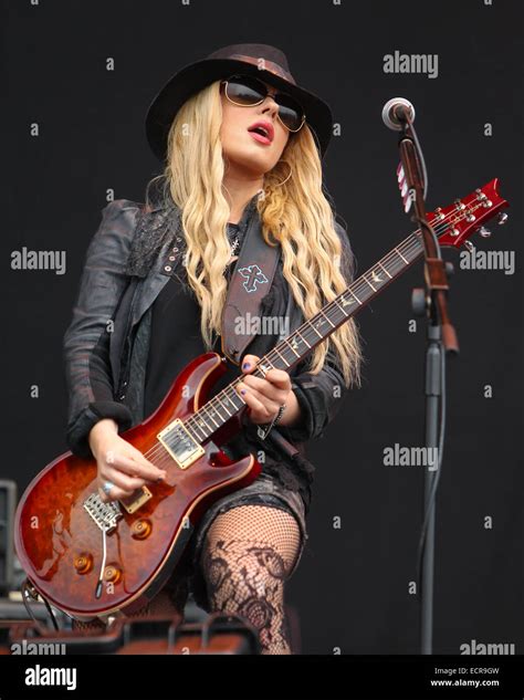 Orianthi Panagaris High Resolution Stock Photography And Images Alamy