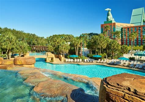 Best Hotels Near Disney World With A Shuttle Money We Have
