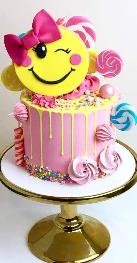 Smiley Face Cake Pastel De Emoji Pastel De Emojis Tortas De Emojis