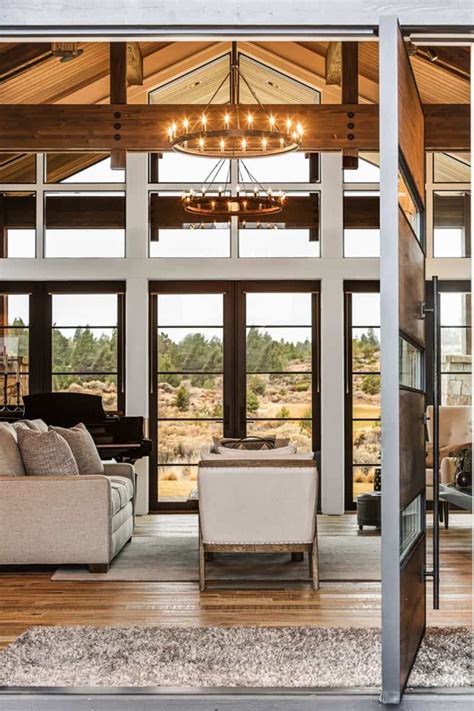 Mountain Modern Farmhouse With Indoor Outdoor Living In Central Oregon