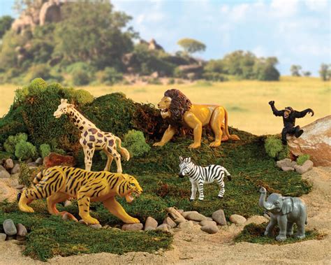 Animal Planet Safari Bucket Collection 20 Piece R Exclusive