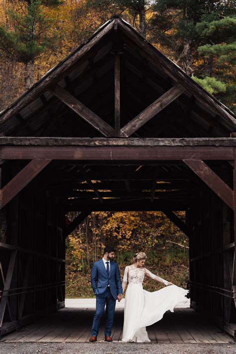 Eliza And Chris Fall Wedding In Vermont Vermont Wedding Wedding
