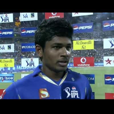 Sanju samson getting tips from rahul dravid. Sanju Samson saves Kerala pride as Sreesanth stays behind bars