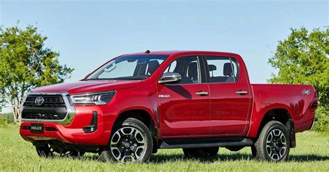 2022 Toyota Hilux Pricing And Specs Autochat360