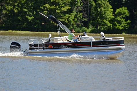 Sun Tracker Fishin Barge 21 2011 For Sale For 21900 Boats From