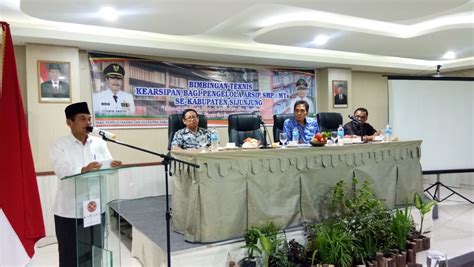 Tingkatkan Kemampuan Dan Keterampilan Dinas Perpustakaan Dan Kearsipan