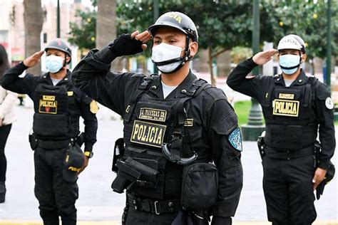 Mininter Perfil Del Policía Del Futuro Busca Fortalecer El Vínculo Con