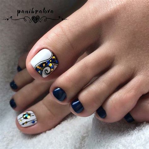 Elegantes diseños de pedicure modernos para señoritas decoración. Pin on Belleza