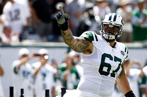 Most american men and women report that one of the hardest parts of a diet and exercise plan is simply keeping at it, one day at a time. NFL Linemen Turn to Fatty, No-Carb Diet, but Science Is