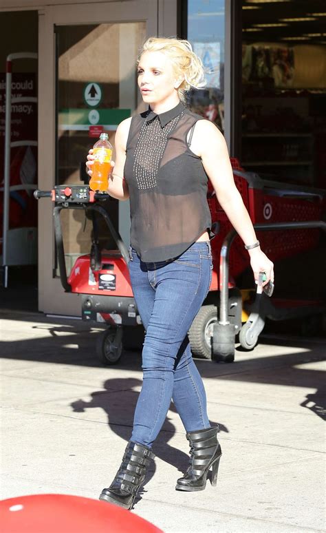 Britney Spears In Tight Jeans 15 Gotceleb