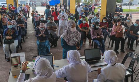 Anyone over the age of 16 is eligible for vaccines in the state. Low registration for Covid vax in N. Sembilan due to poor ...