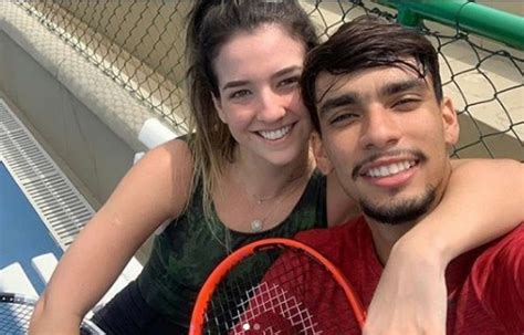 A cerimônia aconteceu pouco antes de o jogador se mudar para a itália e ser. Fotos! Confira novas imagens do casamento de Paquetá com a ...