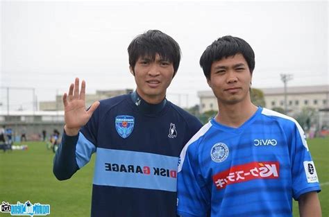 Dù đã có tuổi nhưng đến nay nguyễn ngọc ngạn vẫn được nhiều người yêu mến. Cầu thủ Nguyễn Công Phượng