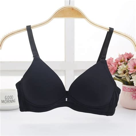 Yasemeen Ultra Thin Cup 34 Push Up Bras Wire Free Underwear Glossy Push Up Brassiere For Women