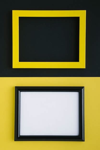 Free Photo Flat Lay Yellow And Black Empty Frames