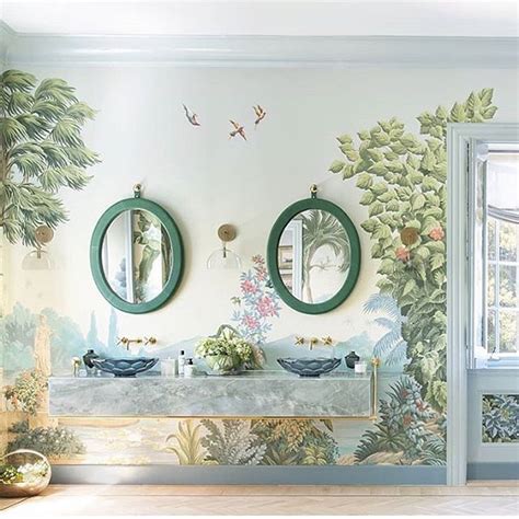 Pin by Rochelle Lee on Spaces for Bathing | Small bathroom wallpaper