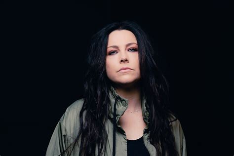 Amy Lee Says If We Cant Face Darkness Were Living A Lie