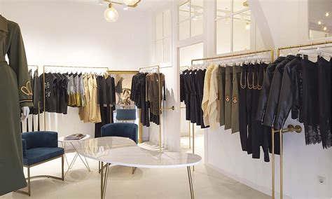 Agencement Magasin Vetement / Groupe Lindera  Mobilier et agencement