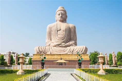 The Great Buddha Statue In Bodh Gaya Balanced Achievement