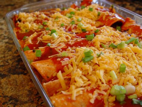 These ground beef enchiladas need only 10 ingredients and are ready in less than an hour. Ground Beef Enchiladas