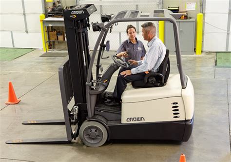 Forklift Safety And Training Crown Forklifts Au